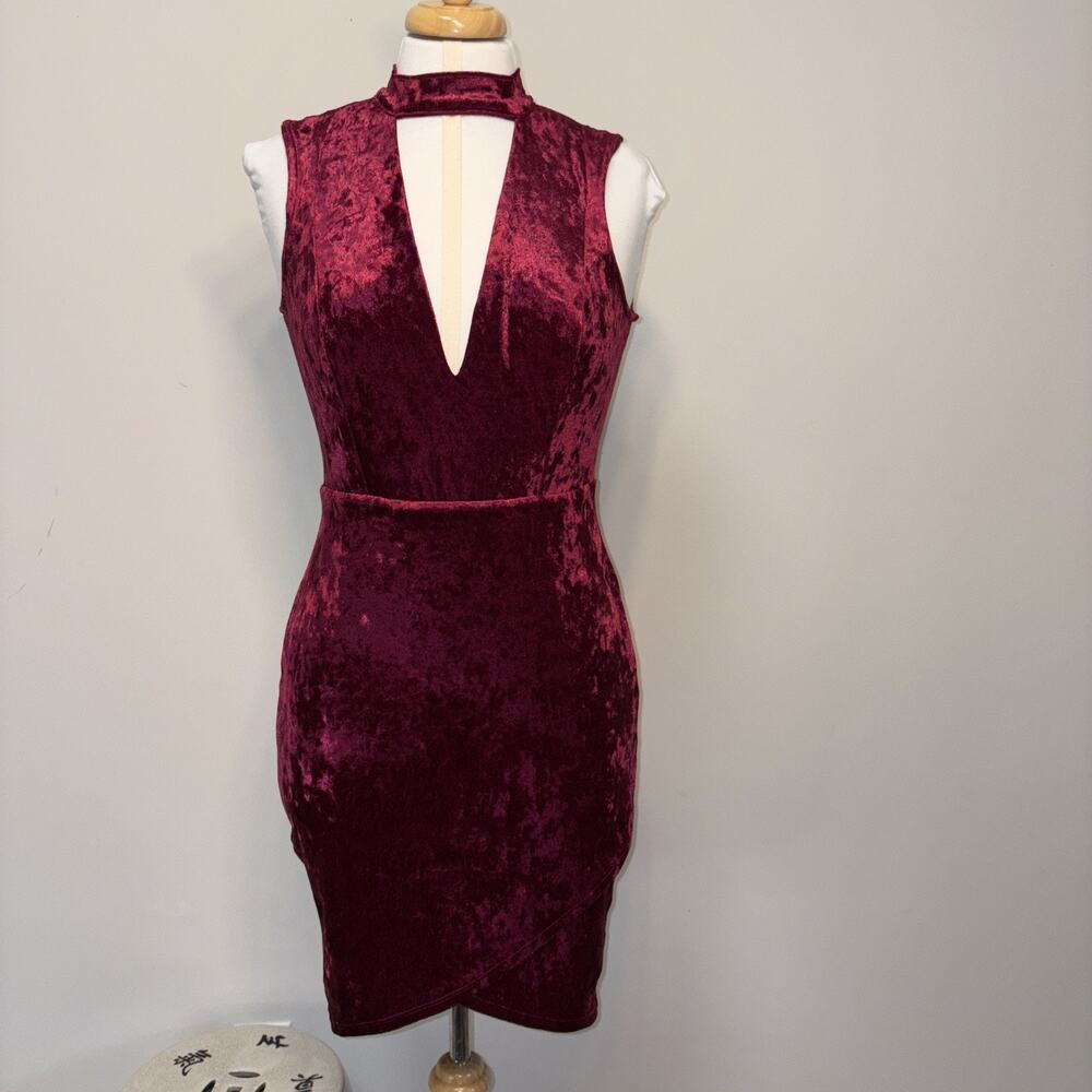 Crushed Velvet Holiday Party Dress Bodycon Faux Wrap Choker Neck Gold Zip Mini M